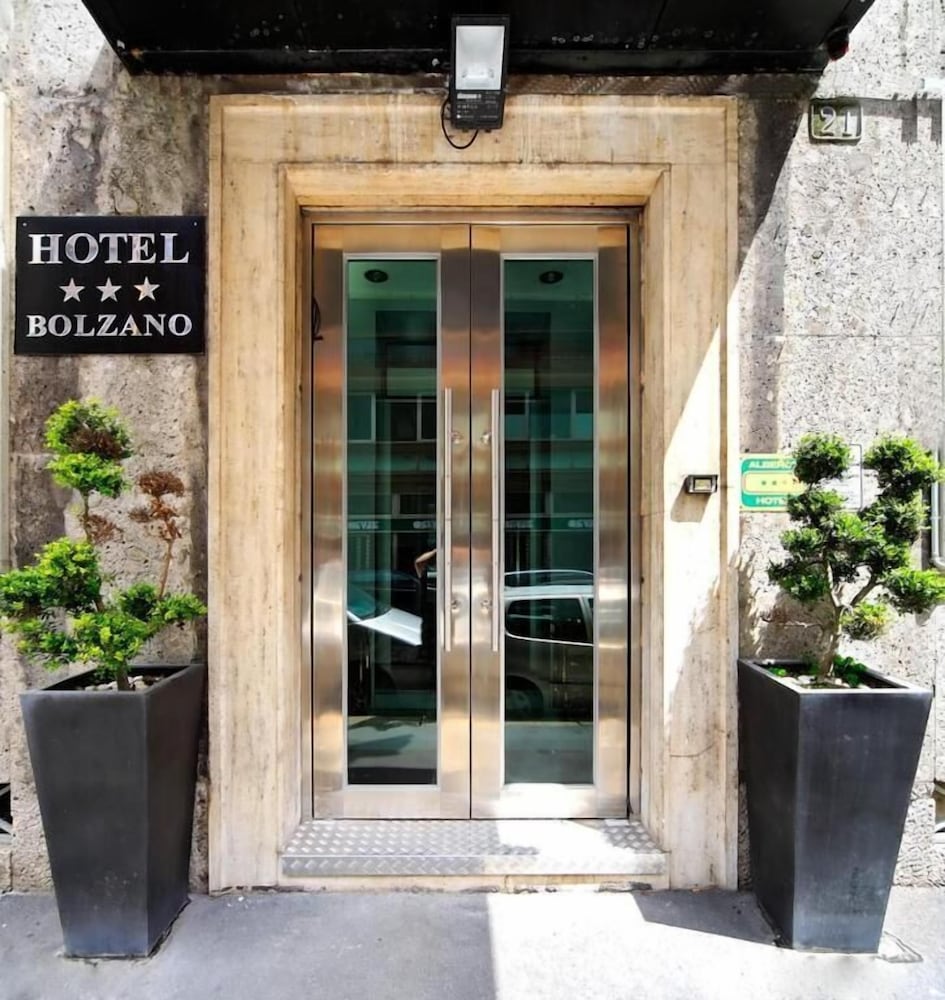 Hotel Bolzano 1/28