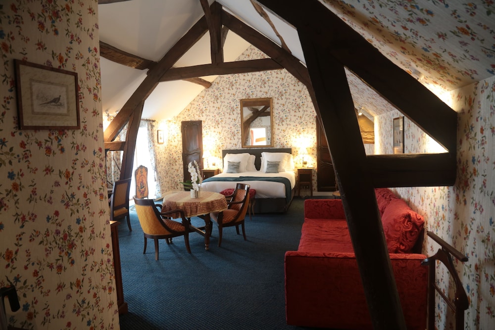 Hotellerie Du Bas-Breau 11/24