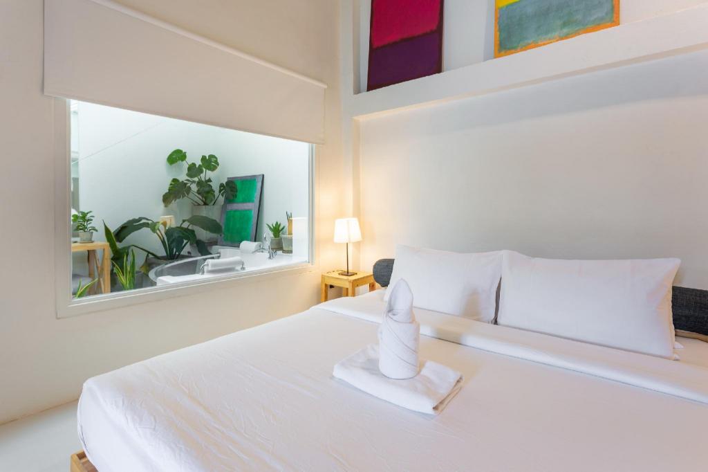 White, King Bed, Sofa