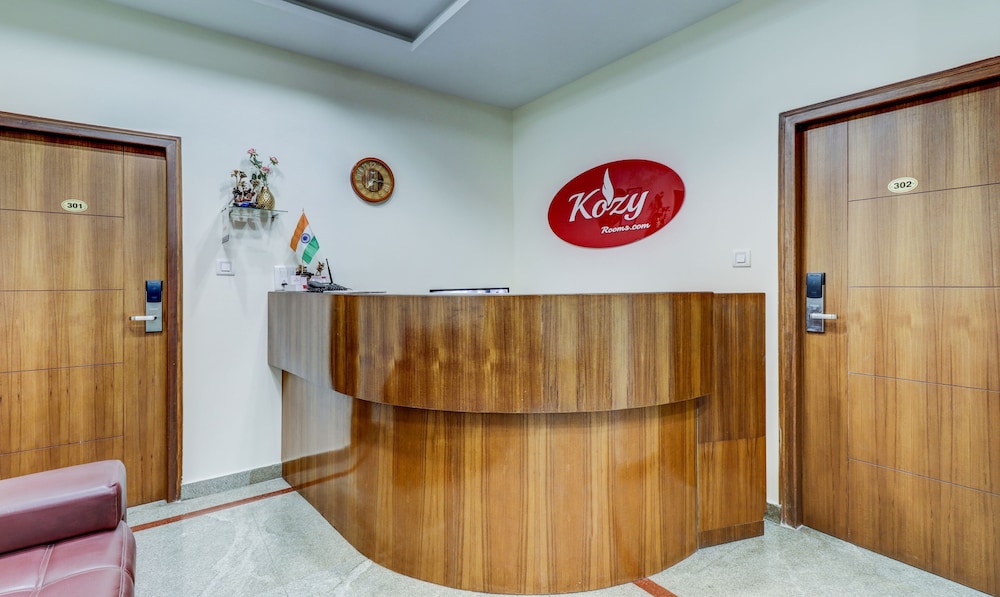 Oyo 11387 Hotel Kozy Rooms 6/22