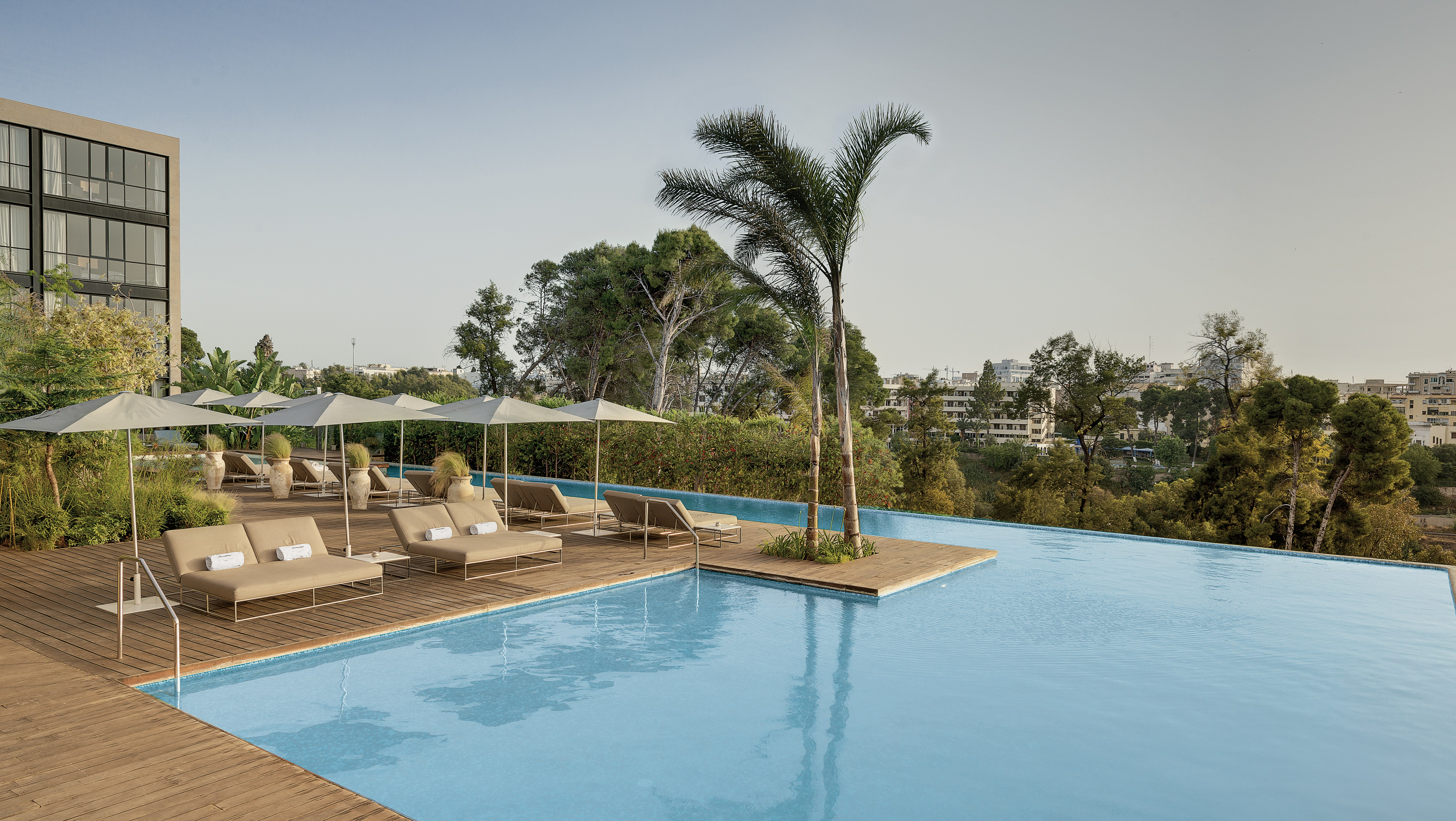 Sahrai Hotel 55/81