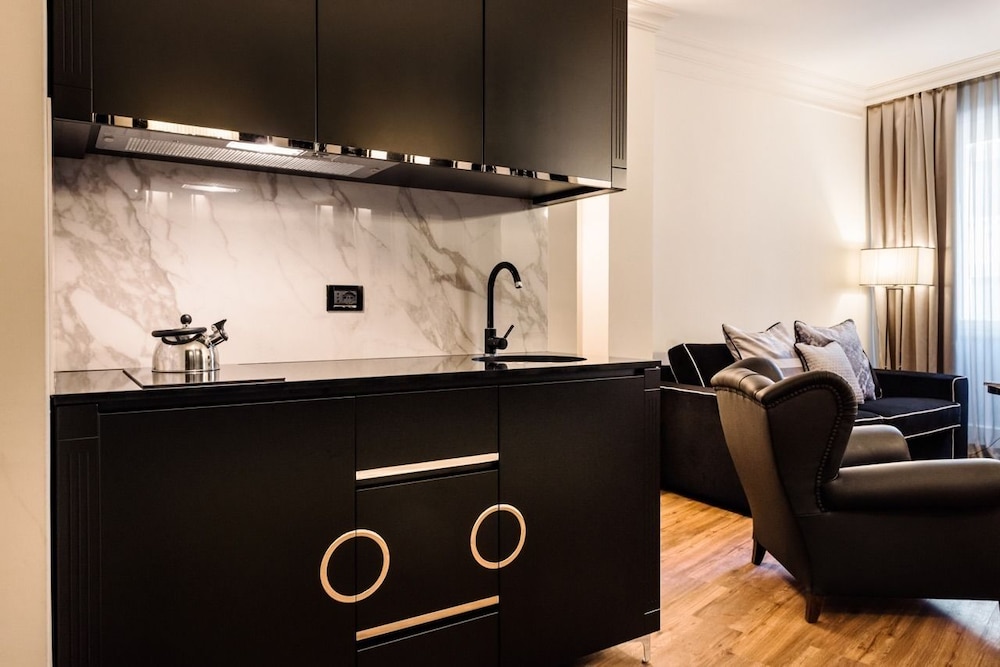 Aparthotel Verona House 5/50