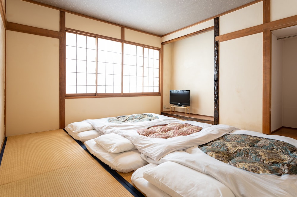 Lakeside Guest House Hostel Jil 7/39