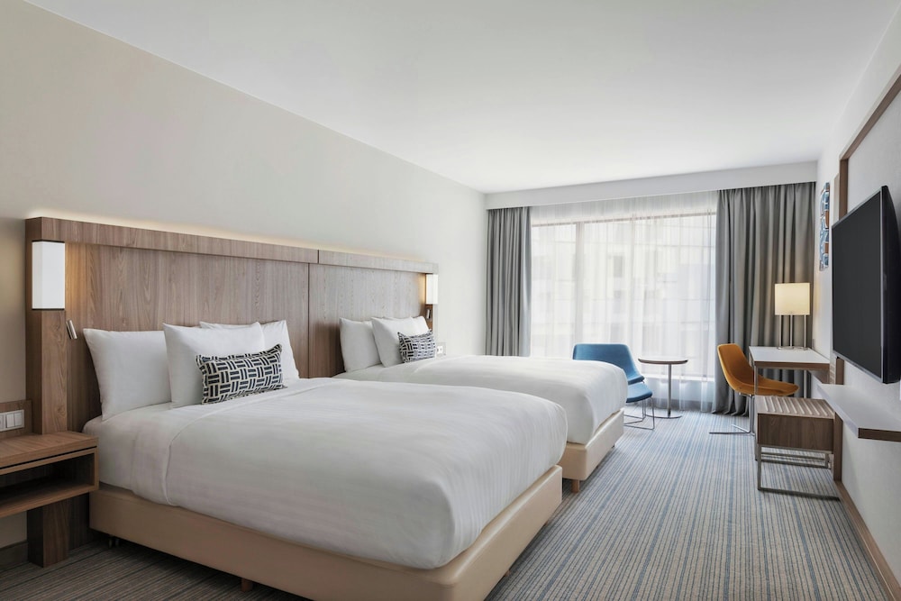 room, 2 double beds, courtyard view