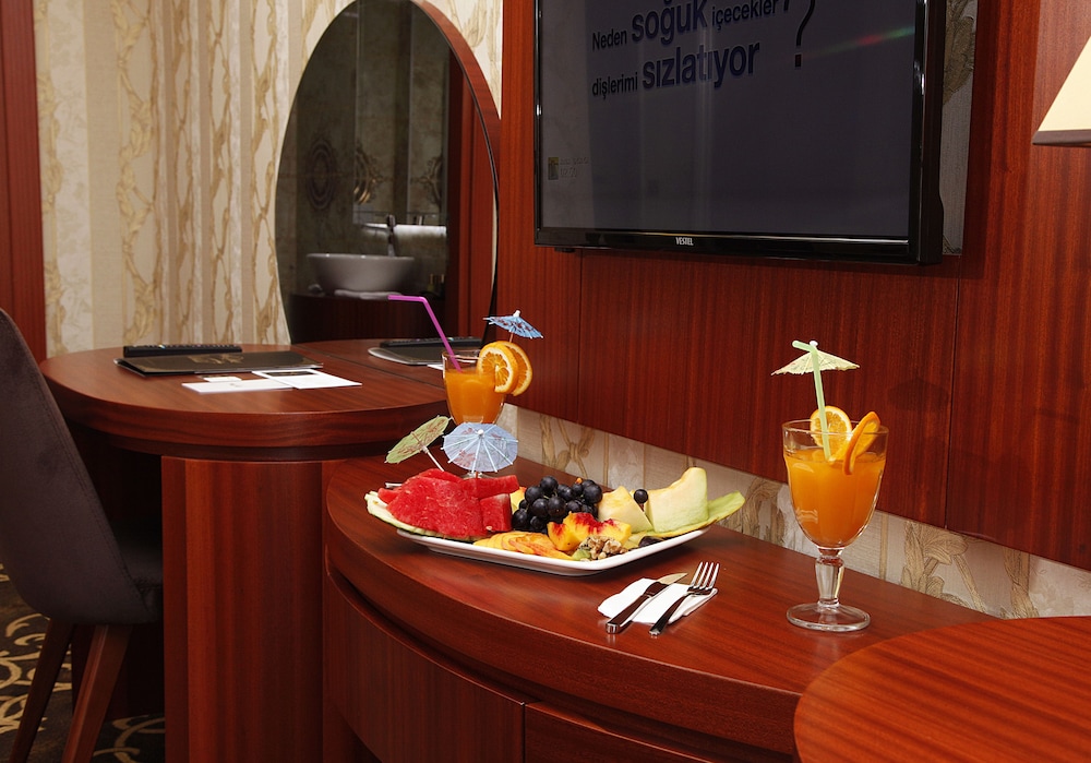 Grand Vuslat Hotel 17/37