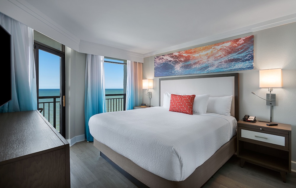Grande Cayman Resort 30/74