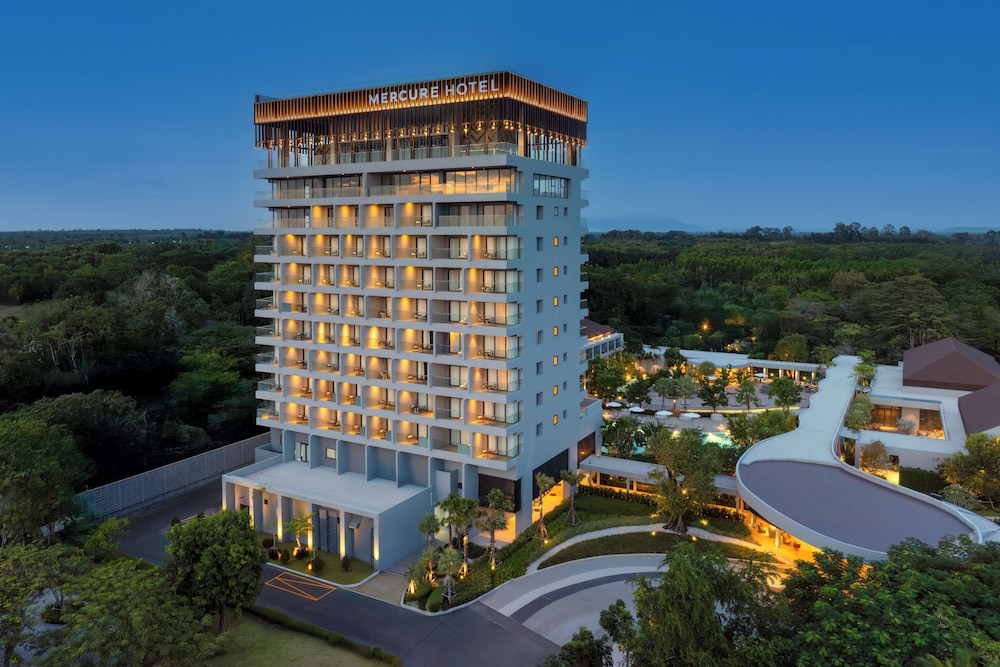 Mercure Rayong Lomtalay Villas and Resort in KLAENG