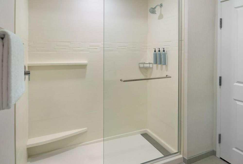 Courtyard by Marriott Birmingham Grandview 40/40