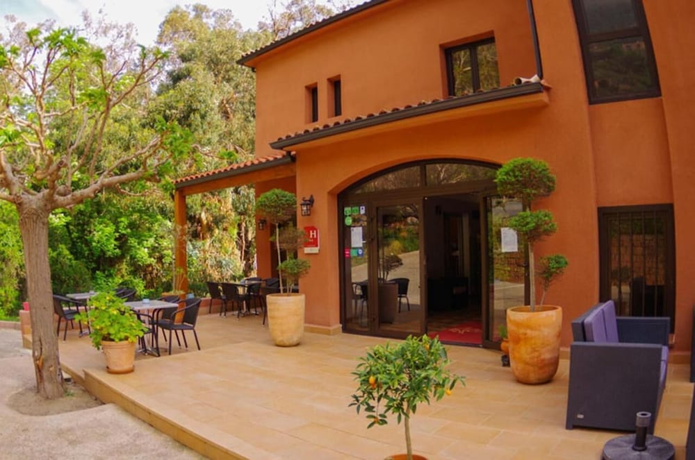 Hotel Corsica 3/50
