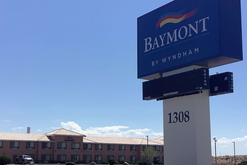 Baymont Inn & Suites by Wyndham Holbrook 2/67