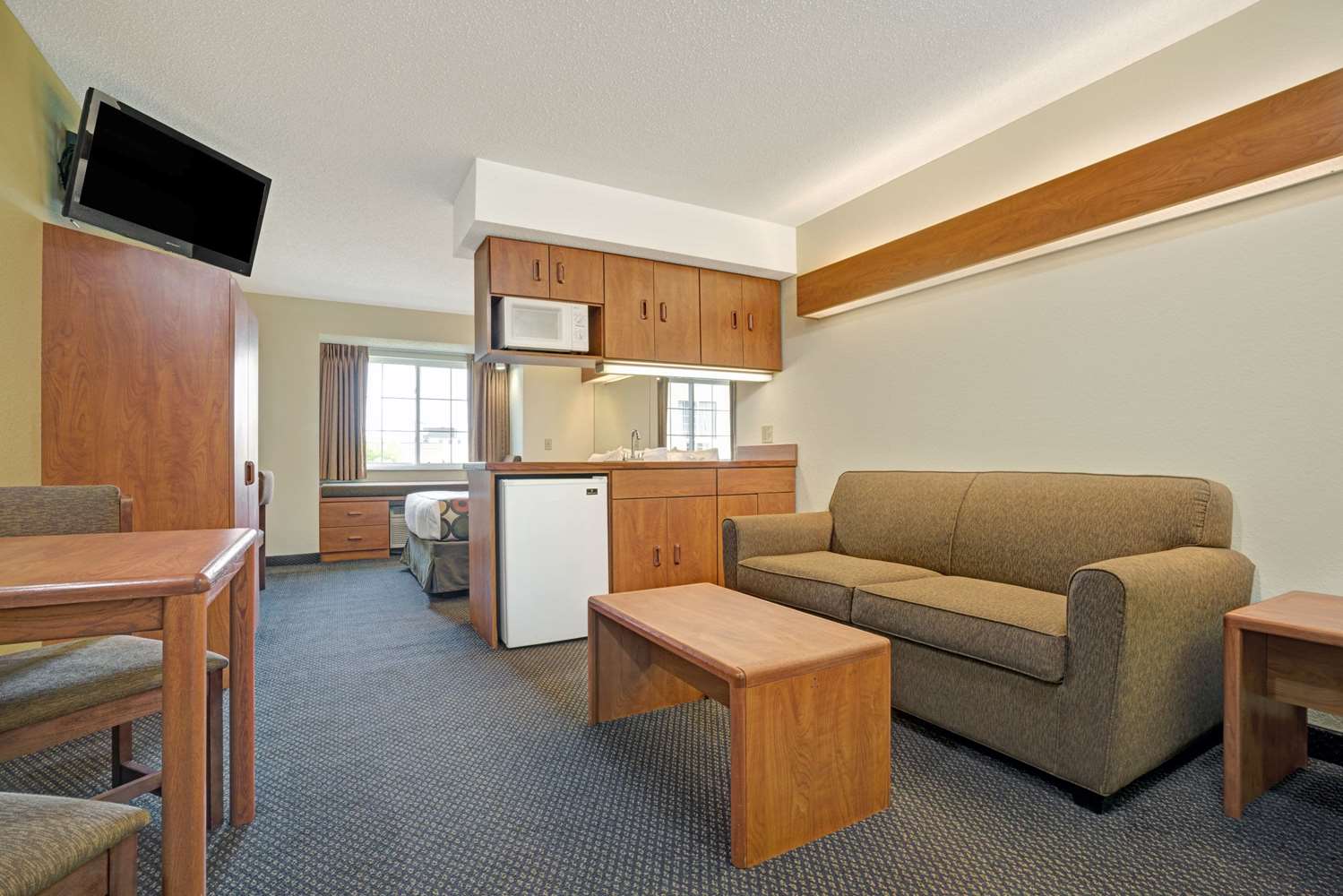 Microtel Inn Suites By Wyndham Inver Grove Heights Minneap 28/50