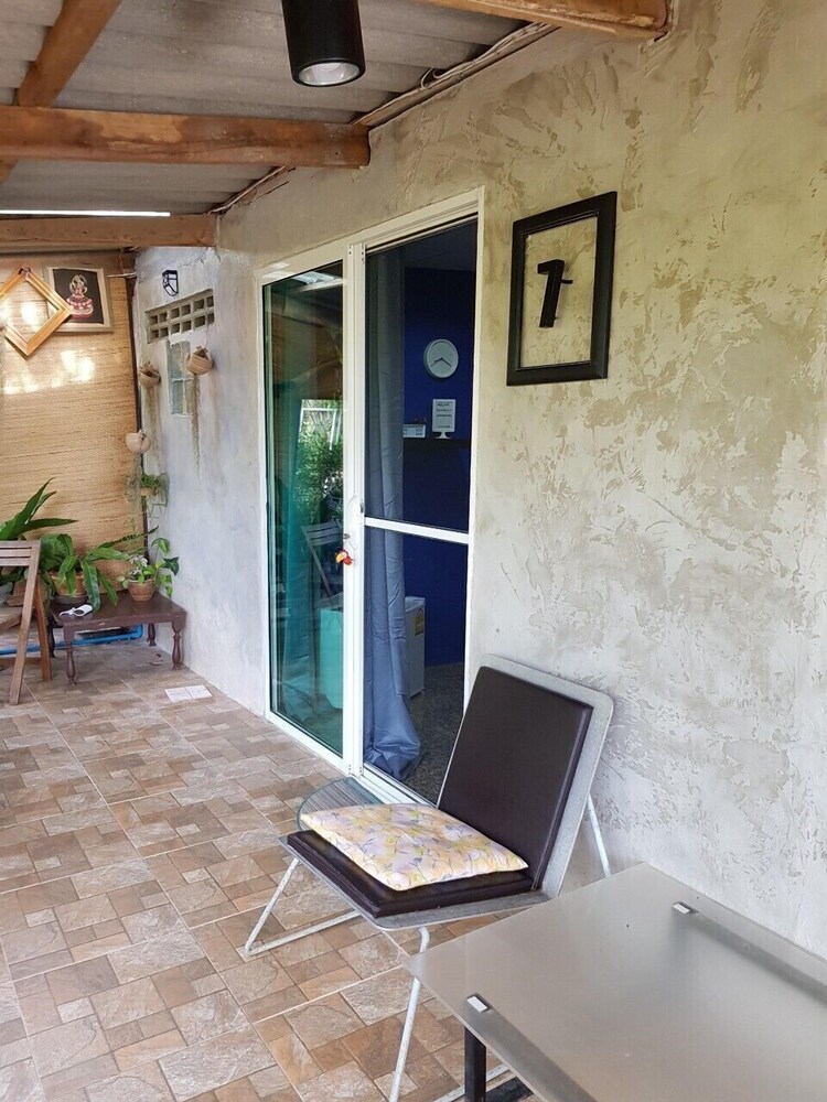 Room 9 Hometel 7/50