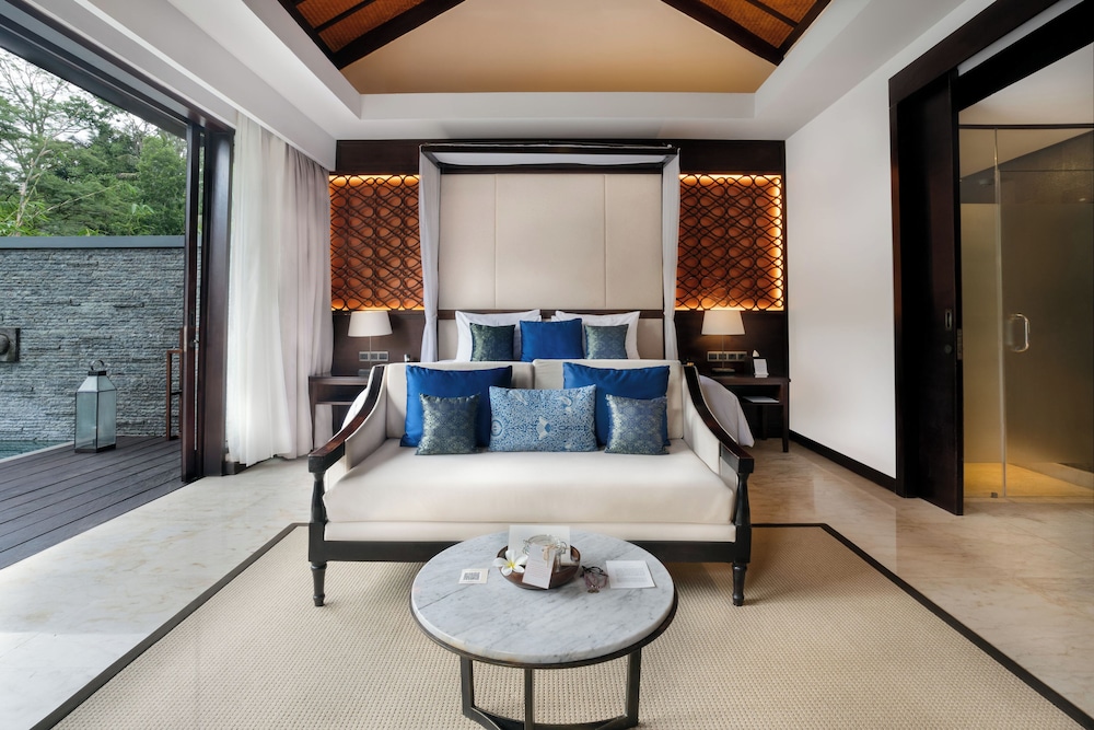 1 Bedroom, Pool, Villa, King Bed, Garden View