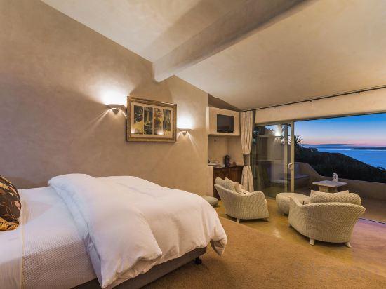 Luxury Suite