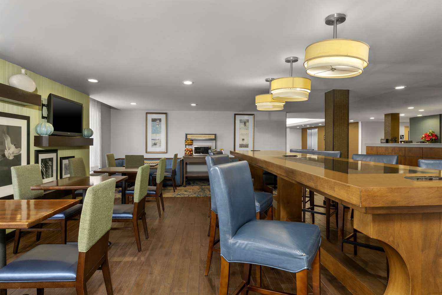 restaurant cafeteria