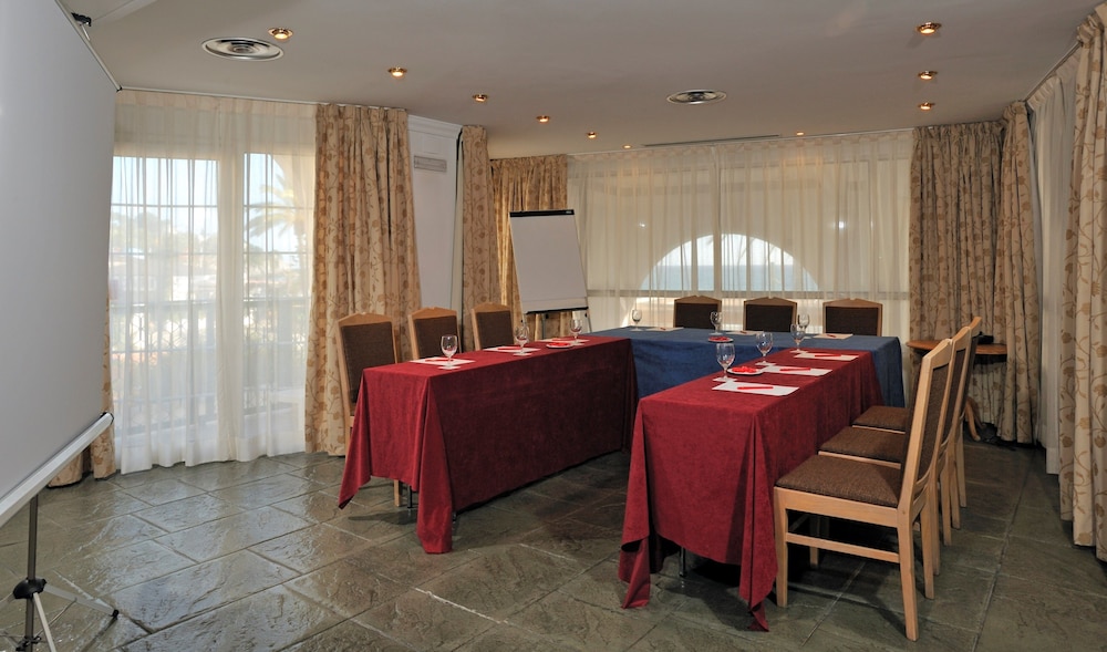 Sol Los Fenicios Hotel - Adults Only 40/51