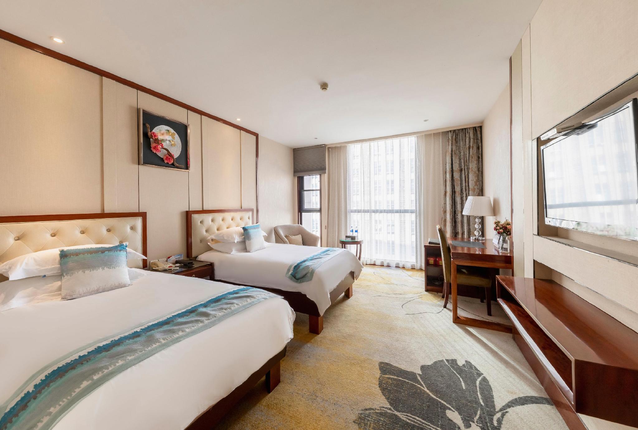 Zhenbao Holiday Hotel (Nanjing Olympic Sports Center) 12/28