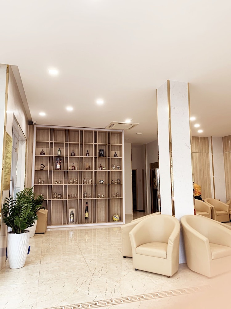 Prague Nha Trang Hotel 30/35