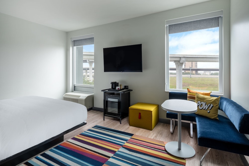 Aloft Austin South 20/28
