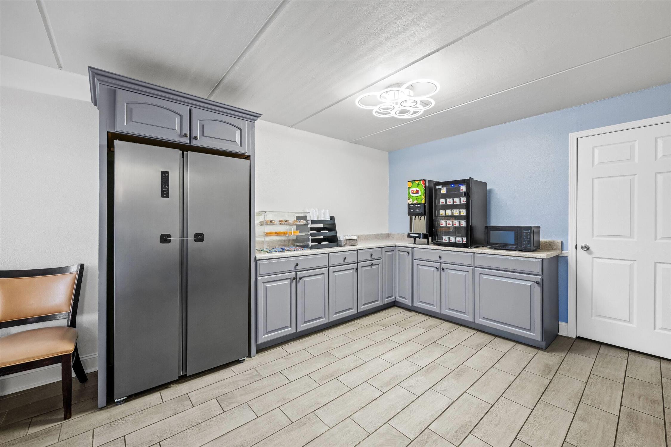 Super 8 By Wyndham Kingsport /I-81 19/28