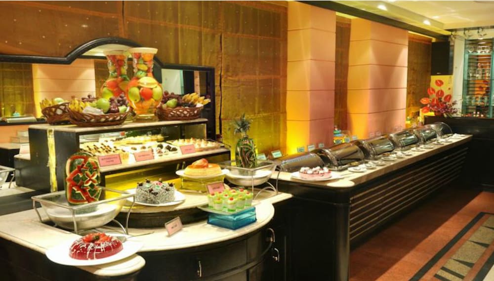 Fariyas Hotel Mumbai 24/50