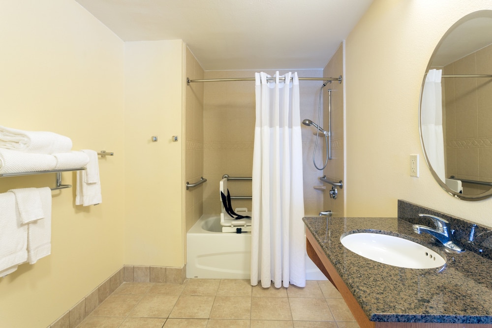 Staybridge Suites Tallahassee I-10 East 16/71