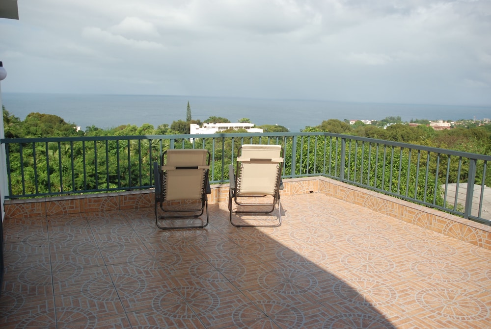 E&amp;J Boutique Residences 39/50
