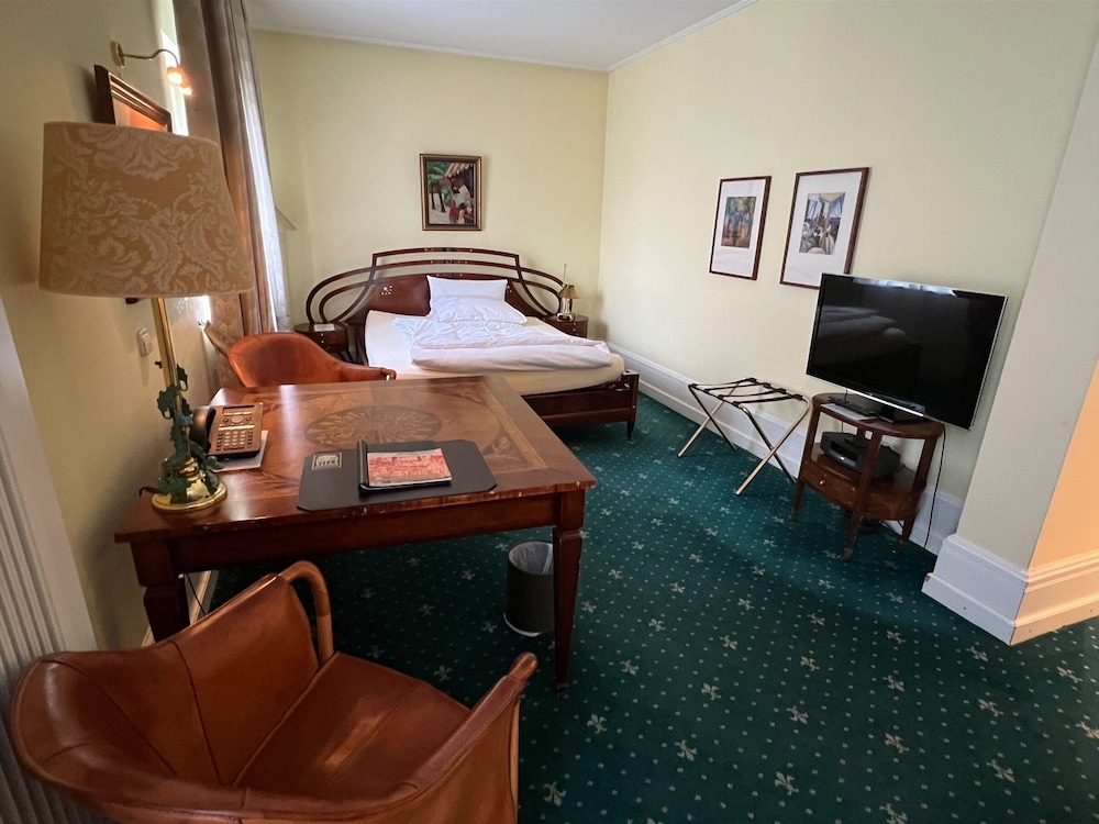 Villa Hammerschmiede Hotel 38/50