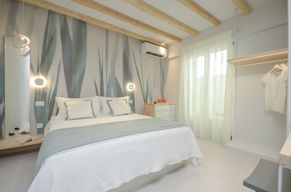 Antony Suites 17/50