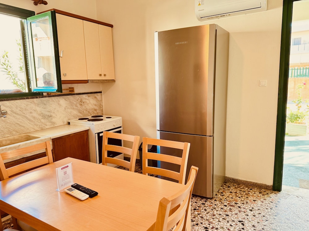 DOMENICA HOTEL 35/49