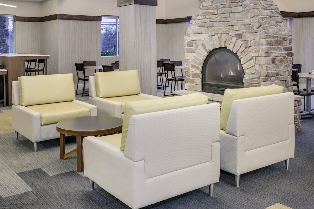 Holiday Inn Expresss And Suites Long Island East End 7/49