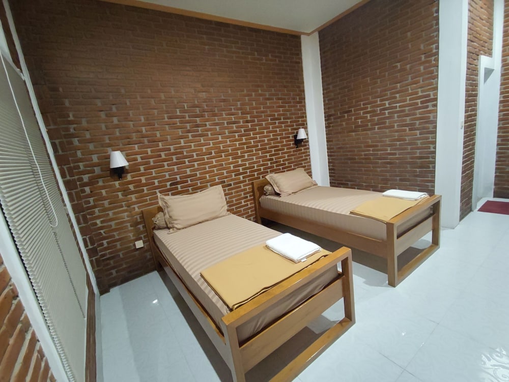 Genthong Homestay 19/44