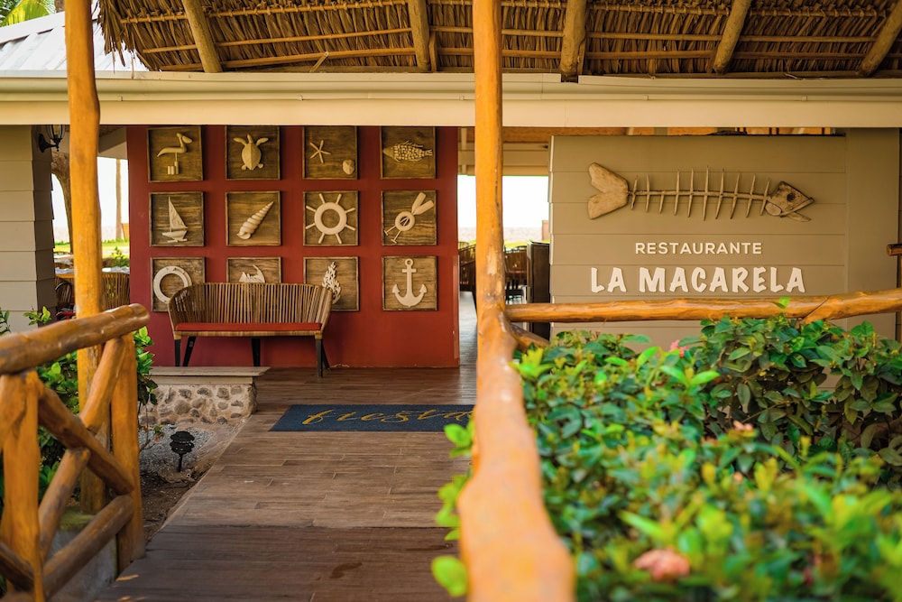 Fiesta Resort All Inclusive Central Pacific - Costa Rica in El Roble