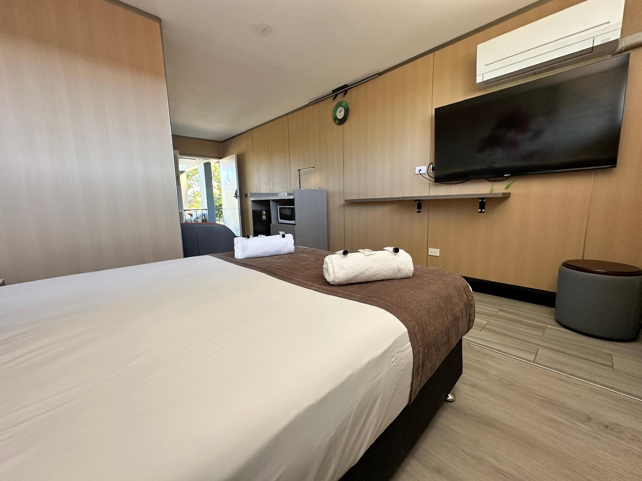 Superior, Twin Beds