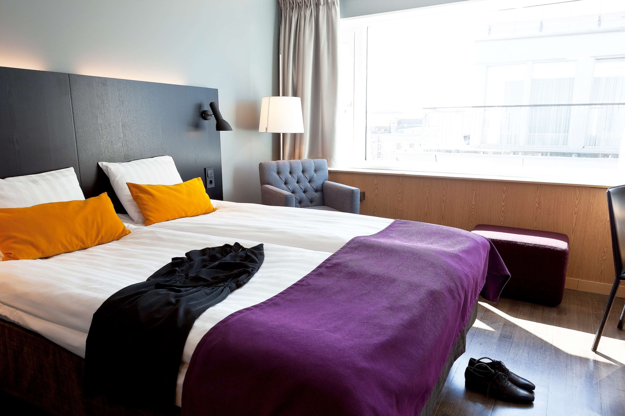 STANDARD, DOUBLE BED