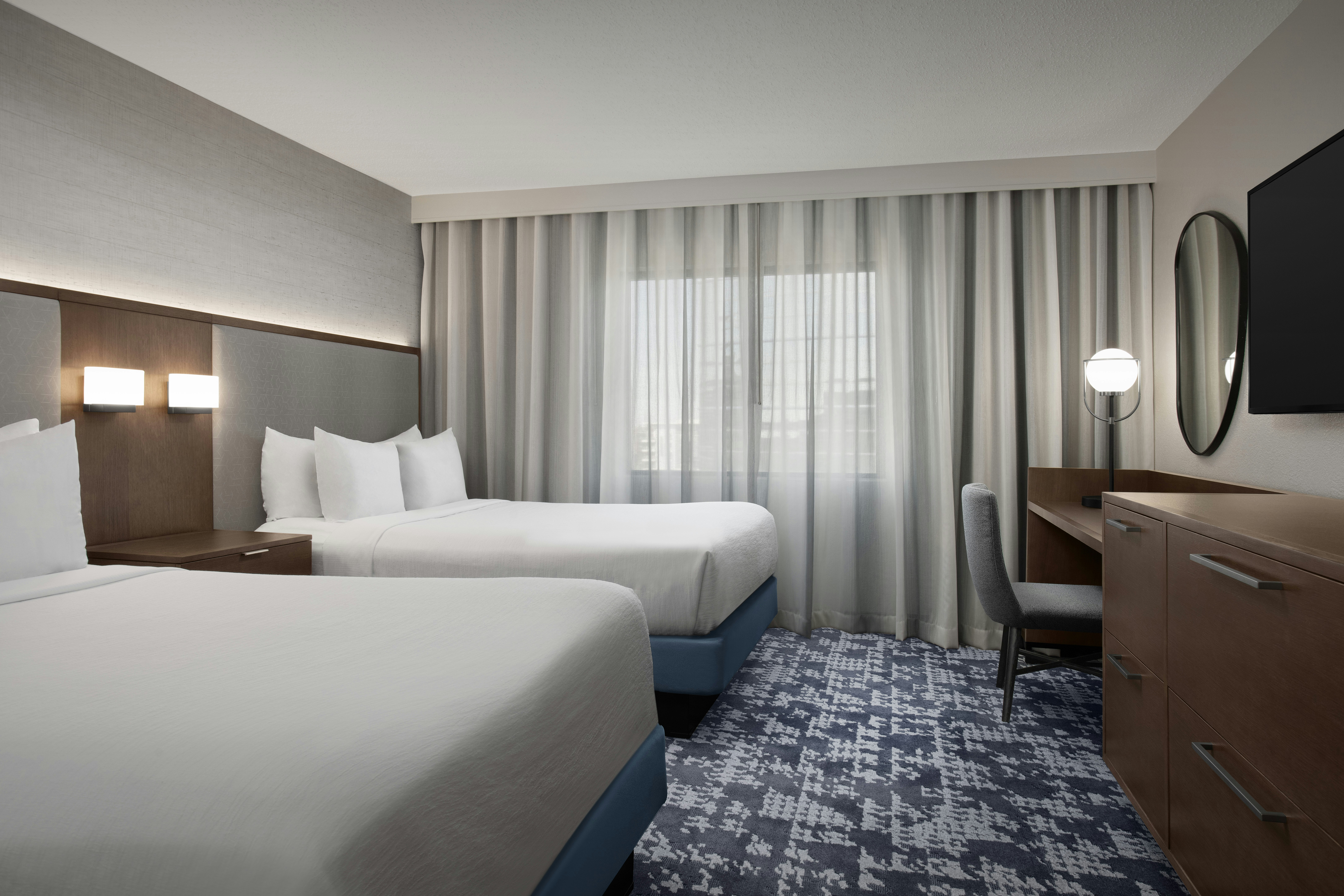 PREMIUM, SUITE, 2 DOUBLE BEDS, CORNER, ACCESSIBLE