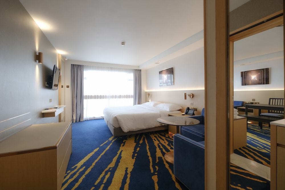 Holiday Inn Golden Mile Hong Kong 18/79