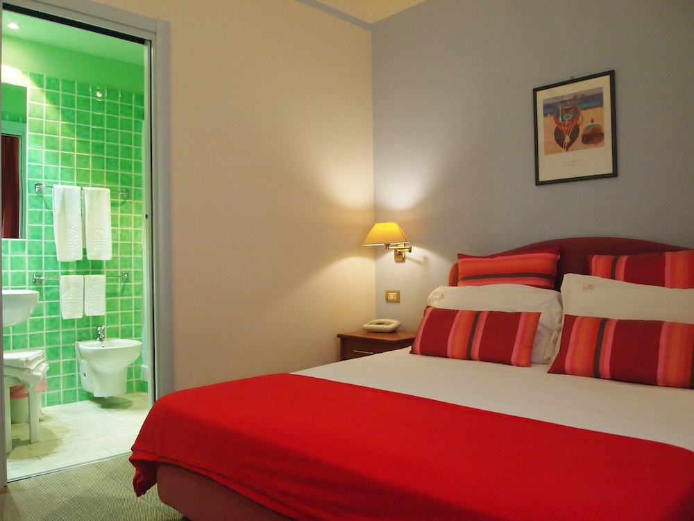 Piccolo Hotel 17/56