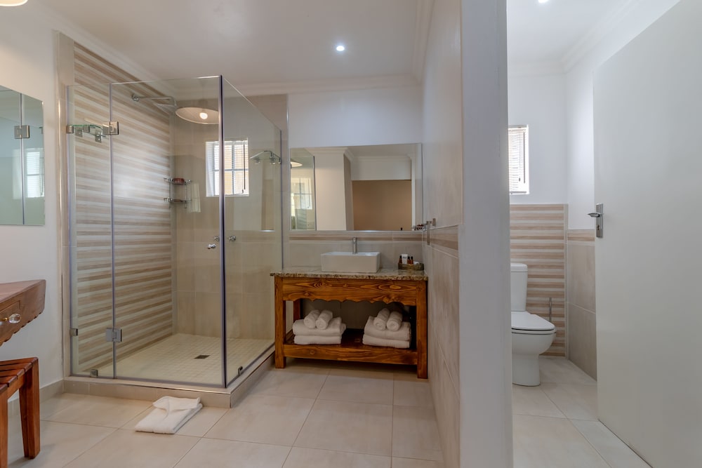 Little Pilgrims Boutique Hotel 49/50