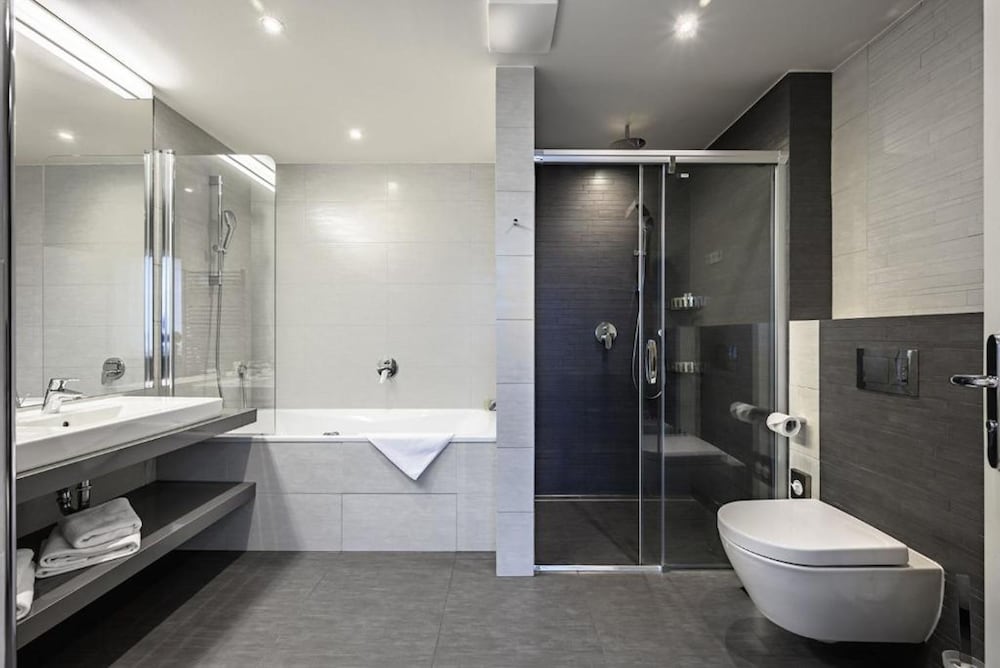WELLNESS HOTEL STEP 48/50