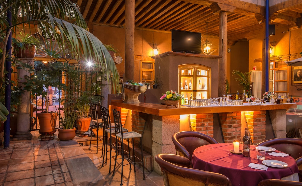 Hotel Casa del Refugio 49/54