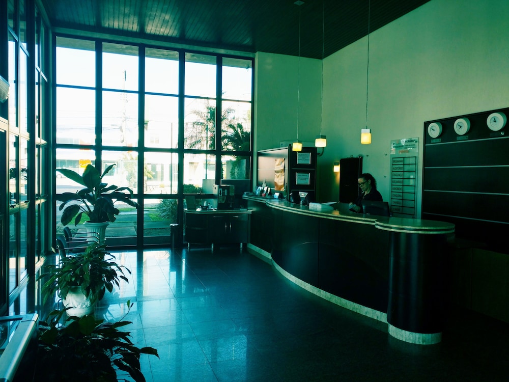 Brisamar Suite Hotel 33/65