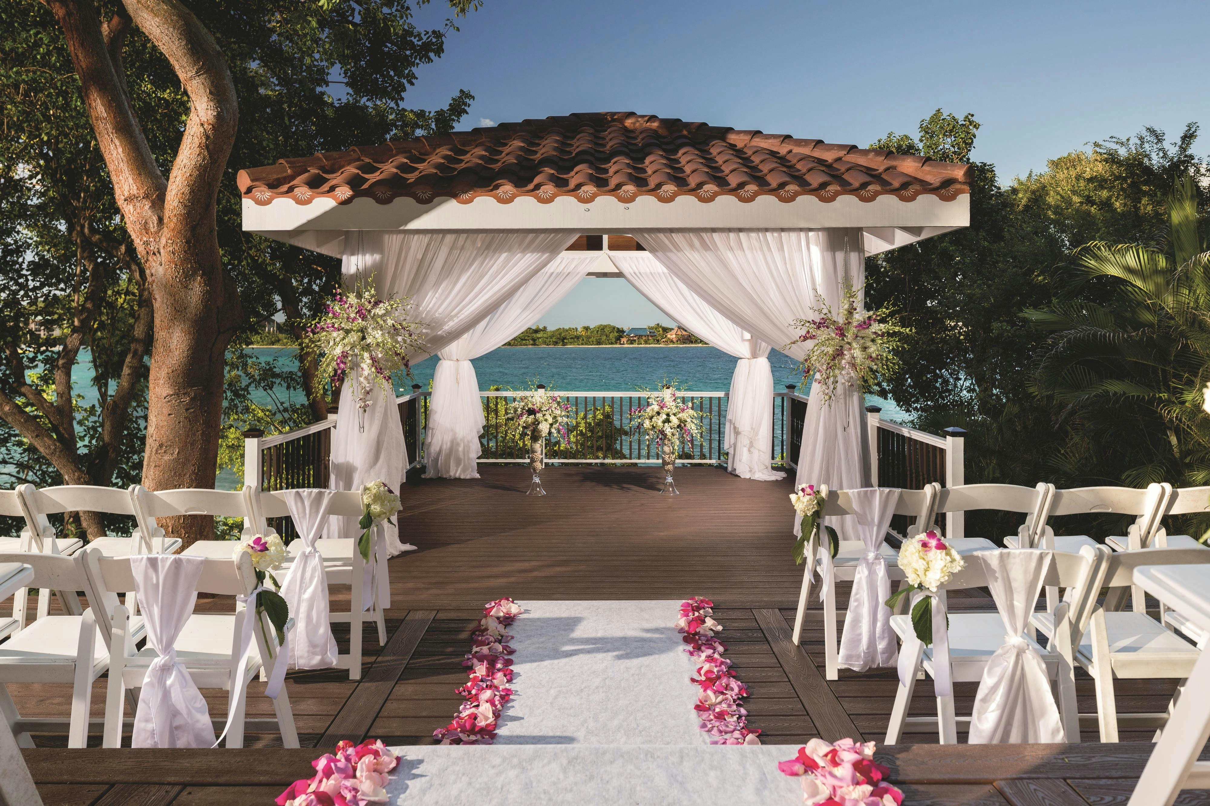 Ritz Carlton St Thomas 38/50