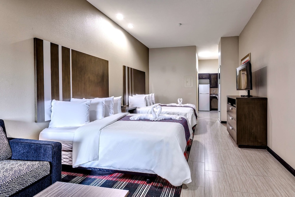 Americas Best Value Inn and Suites IAH Airport North 14/30