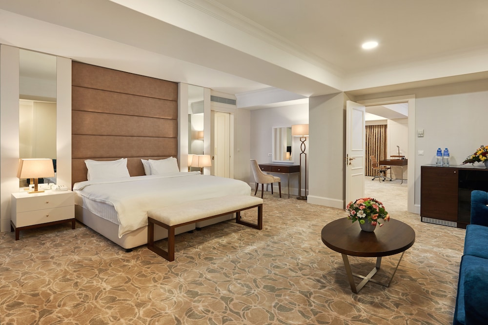 Wyndham Tashkent 16/58
