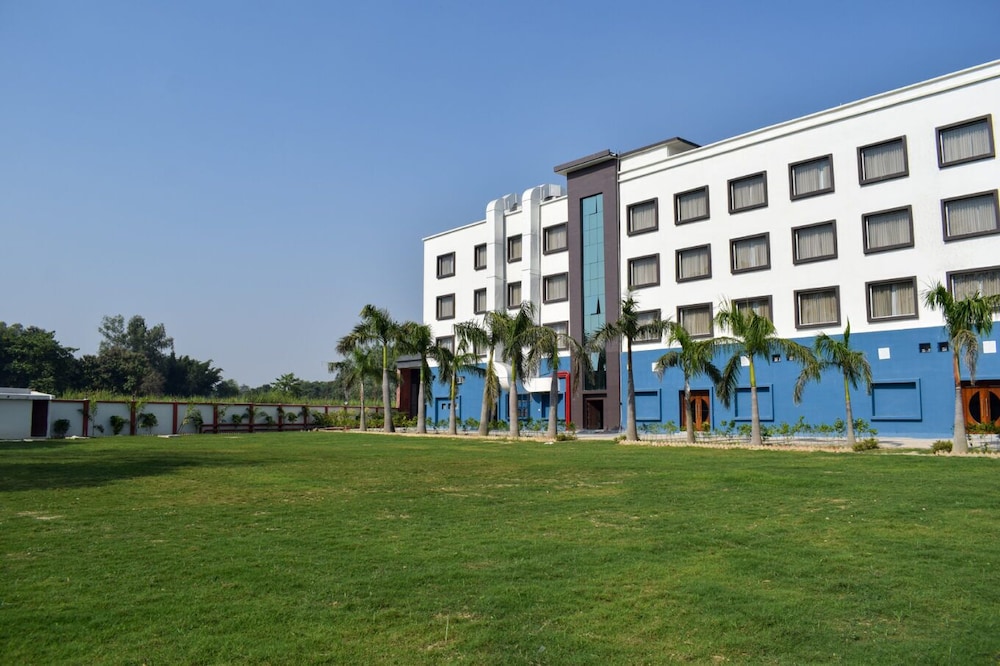 Tulip Inn Shravasti 31/34