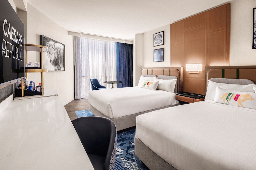 Renovated, Resort, Deluxe, 2 Queen Beds