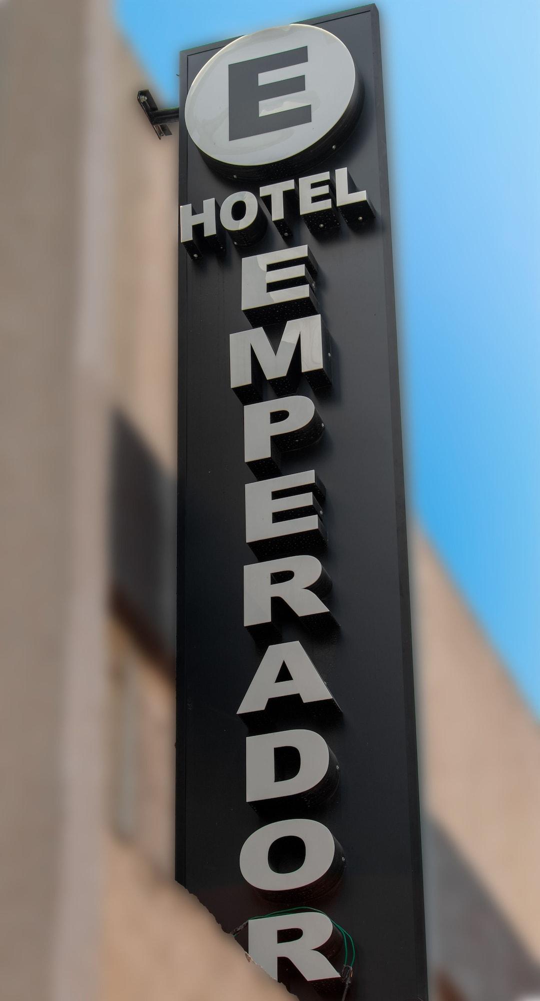 Hotel Emperador 33/55