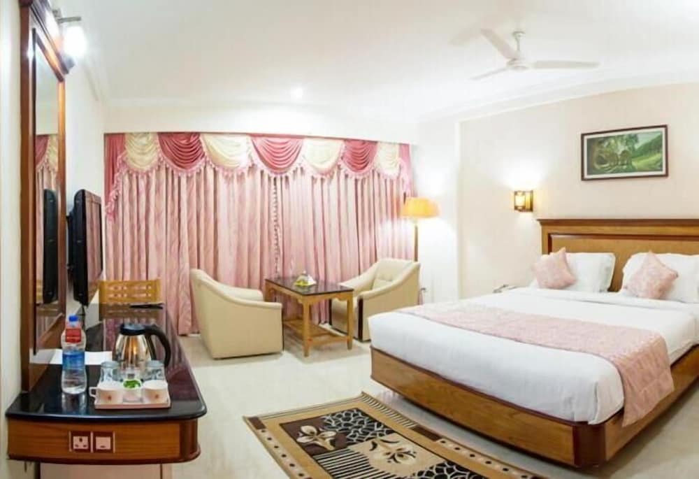 Ramyas Hotels 14/27