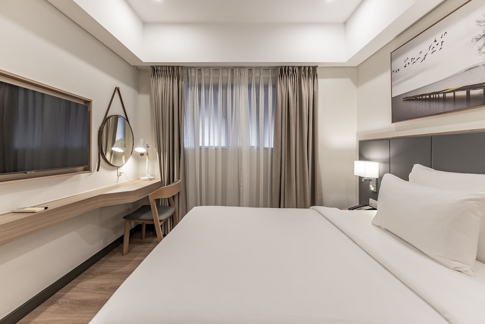 Garden View Court Serviced Apartments 17/50